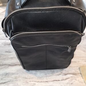 Classic Samsonite Leather Backpack - Black Nice Condition Bag